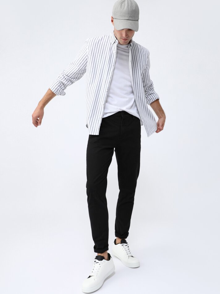 Calça chino skinny - Preta