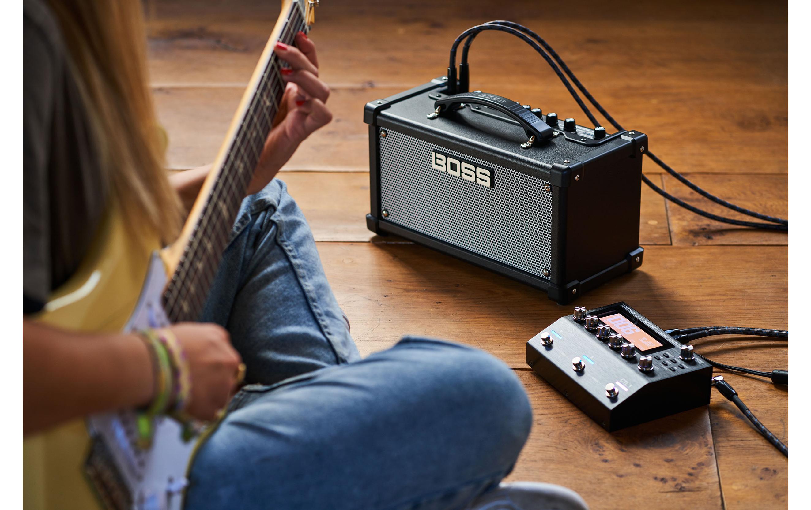 Combo Dual Cube LX<br>Extrem vielseitiger Desktop-Verstärker mit professionellen Sounds und Effekten