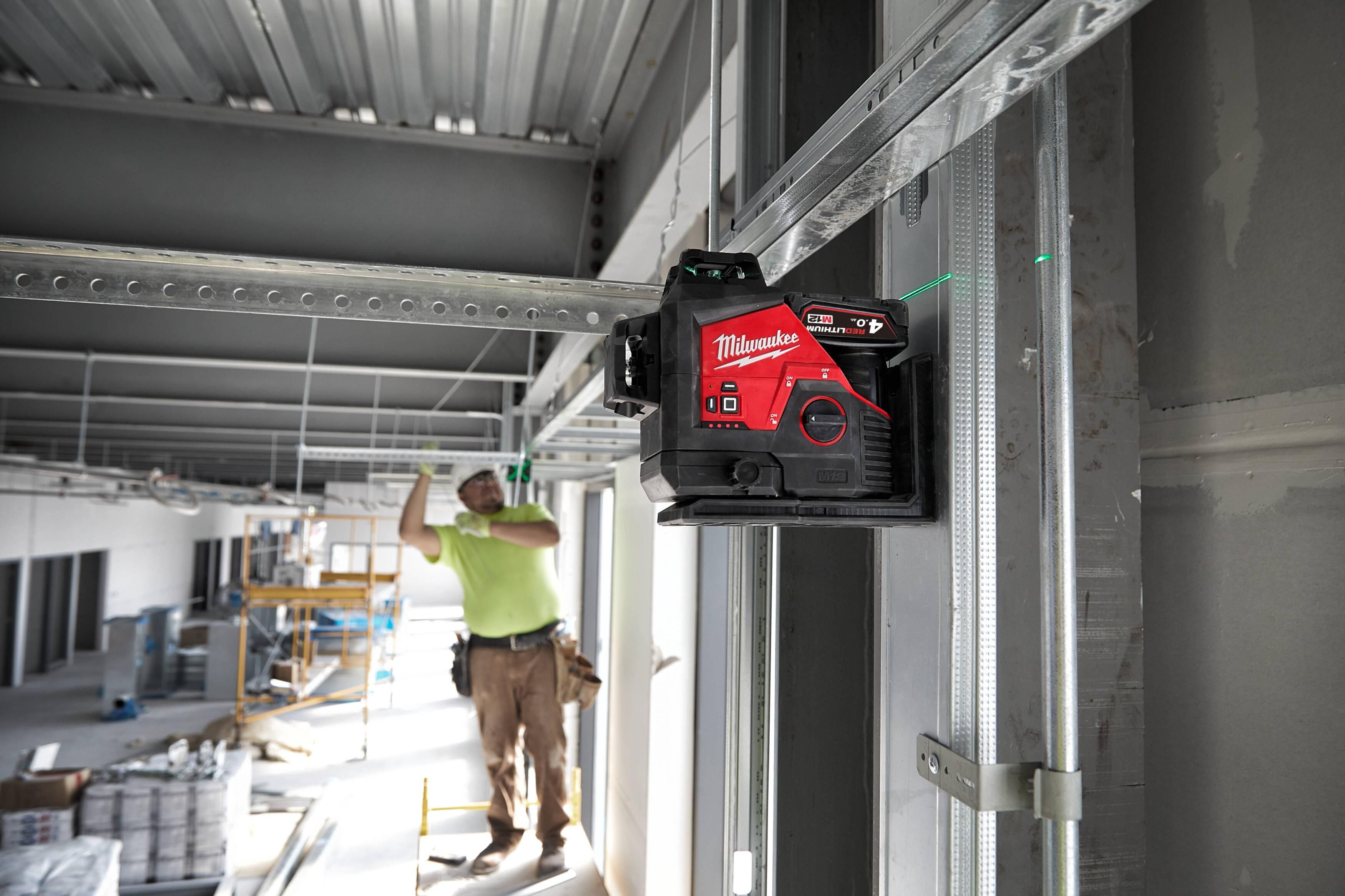 Milwaukee M12 3PL-0C Accu Kruislijnlaser 3x360° Groen 12V Basic Body in koffer - 4933478103