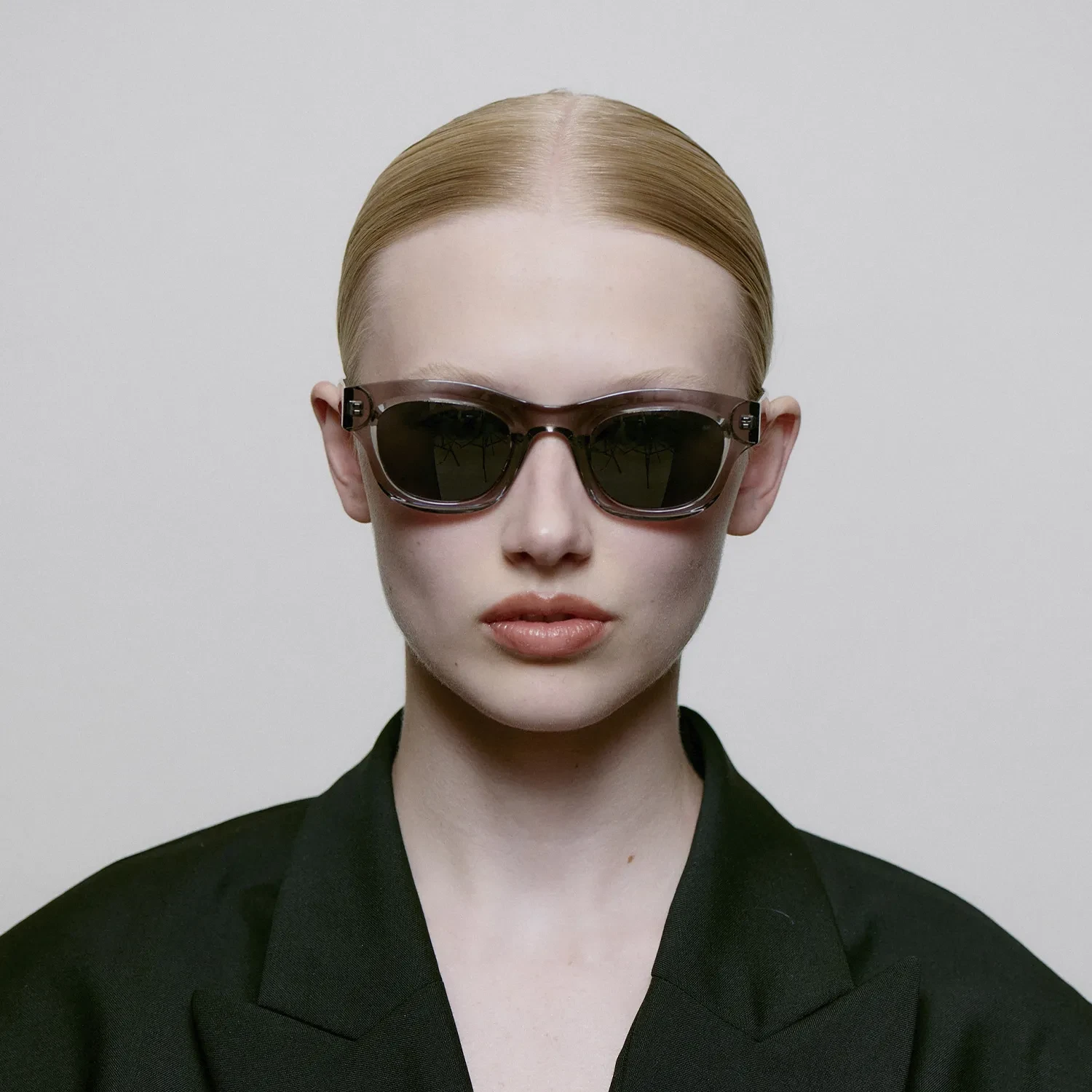 A. Kjærbede Lane Solbrille KL2412-003