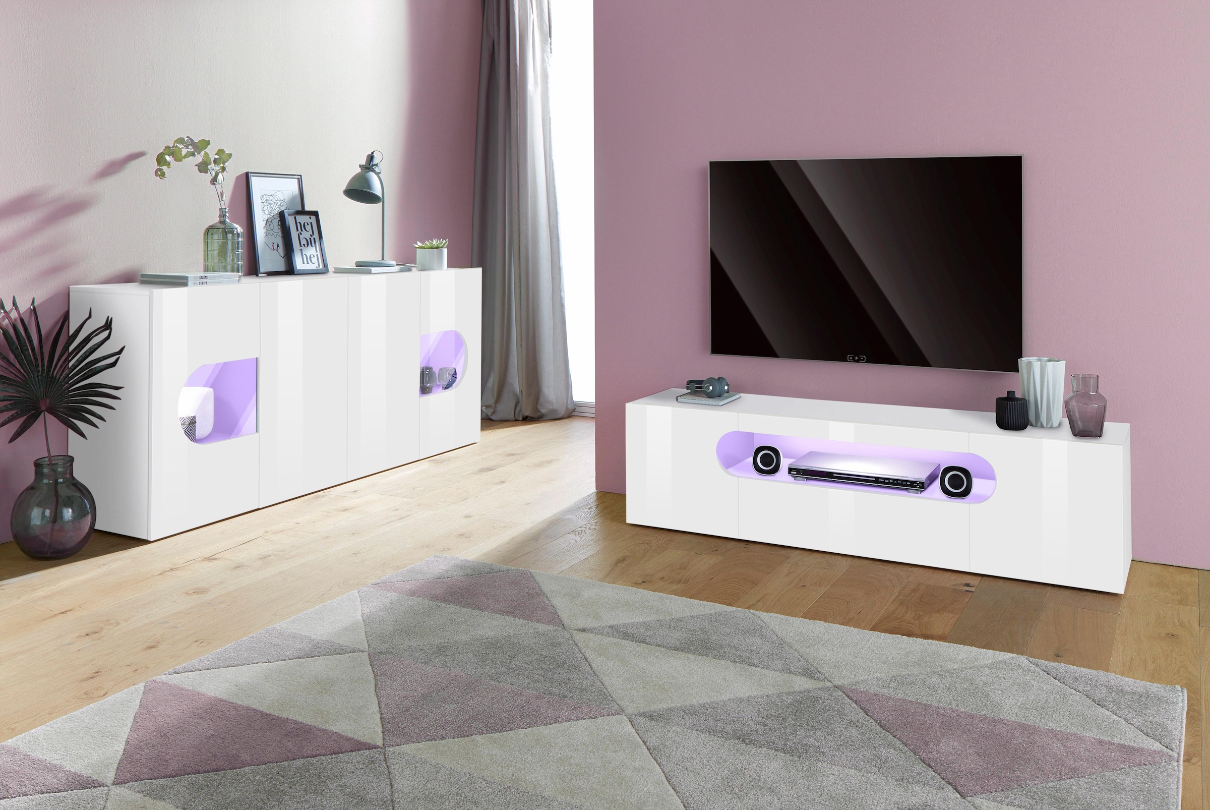 INOSIGN Lowboard »Real,Lowboard,TV-Kommode,TV-Möbel,Breite 150 kompl. hochglanz lackiert« mit 2 abgerundeten Türen,1 Klappe,die ein ovales offenes Fach bilden