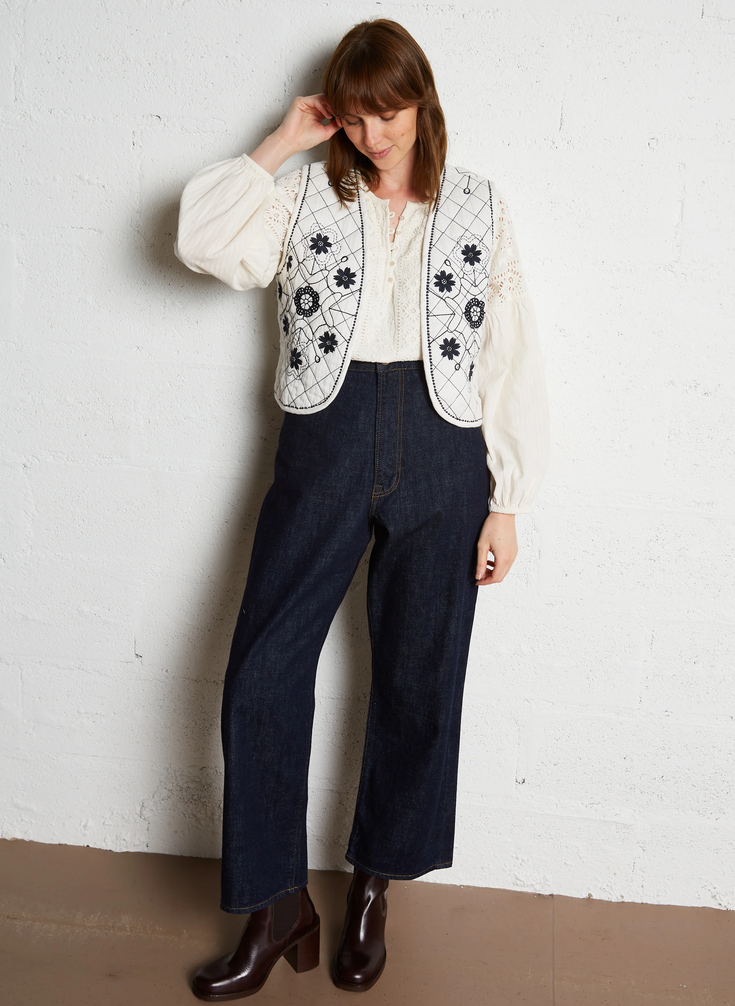 CALLIOPEE - Gilet brodé en coton | Beige