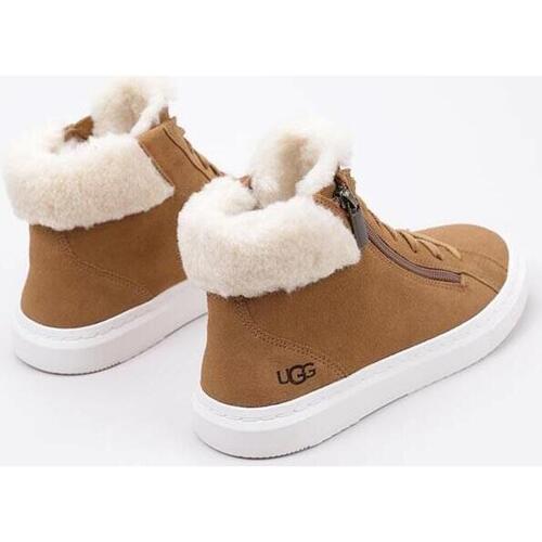 UGG - Alameda Mid Zip Marrón