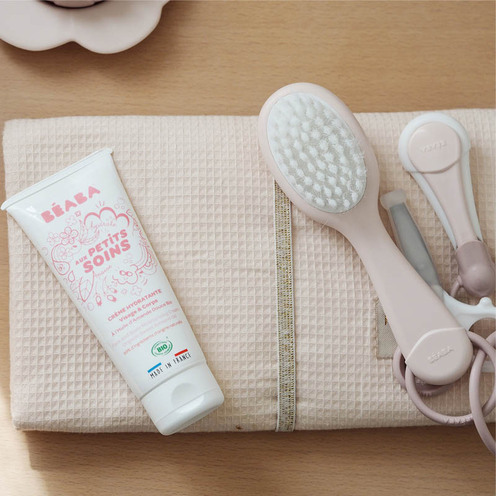Crème hydratante visage & corps à l’huile d’amande douce bio 100m - BEABA