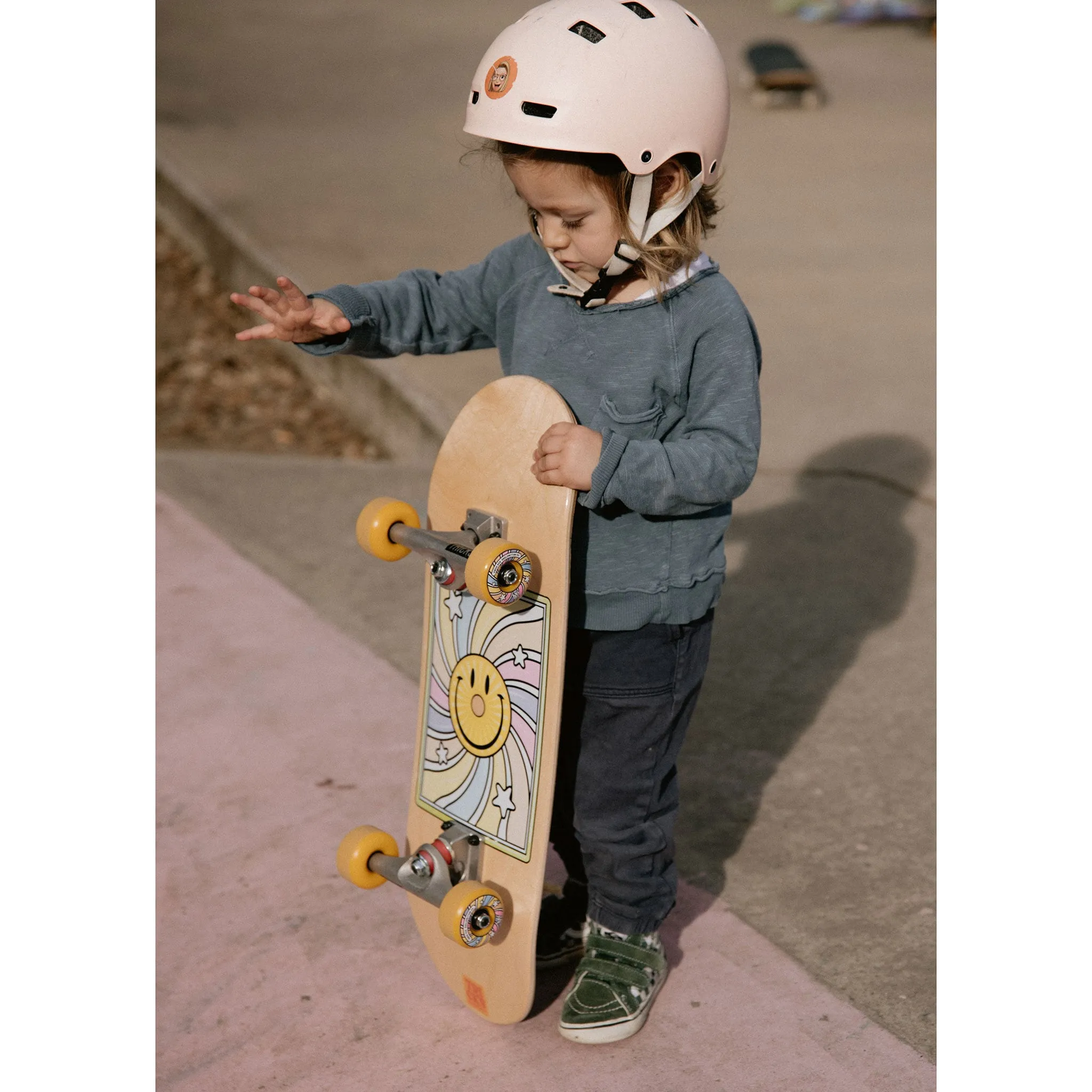 Tricks Mini Skateboard Peace of Mind 8.25
