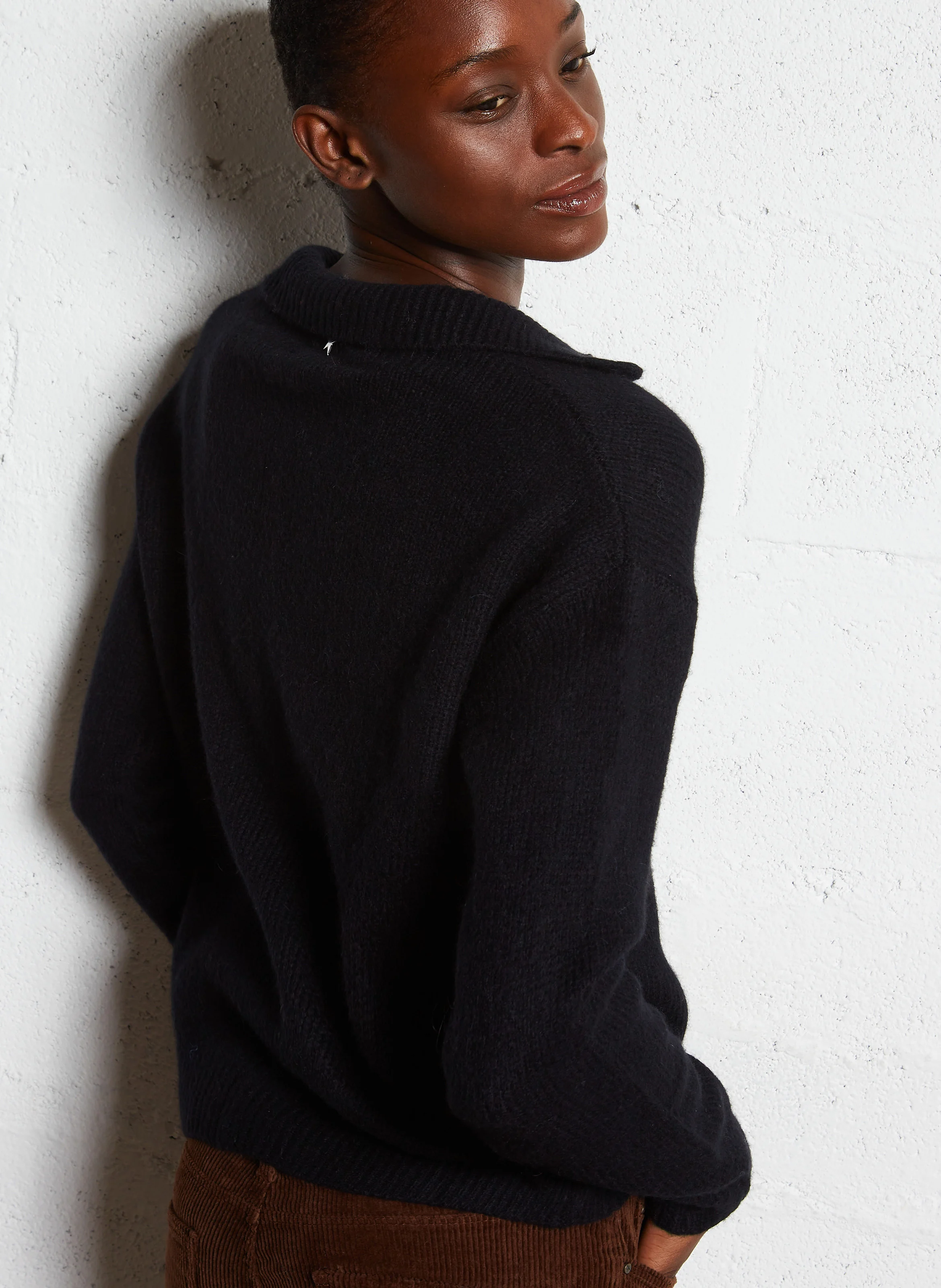 MALENA - Pull à col polo en maille | Noir