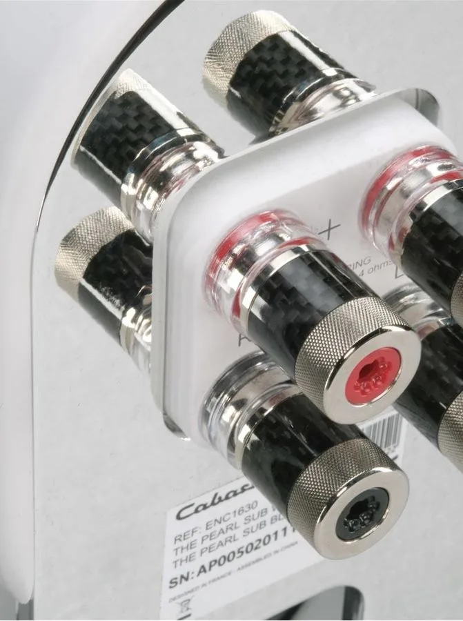 Cabasse Pearl Sub blanc mat   iO3 Blanc mat sur socle (la paire) Chaînes hi-fi composées
