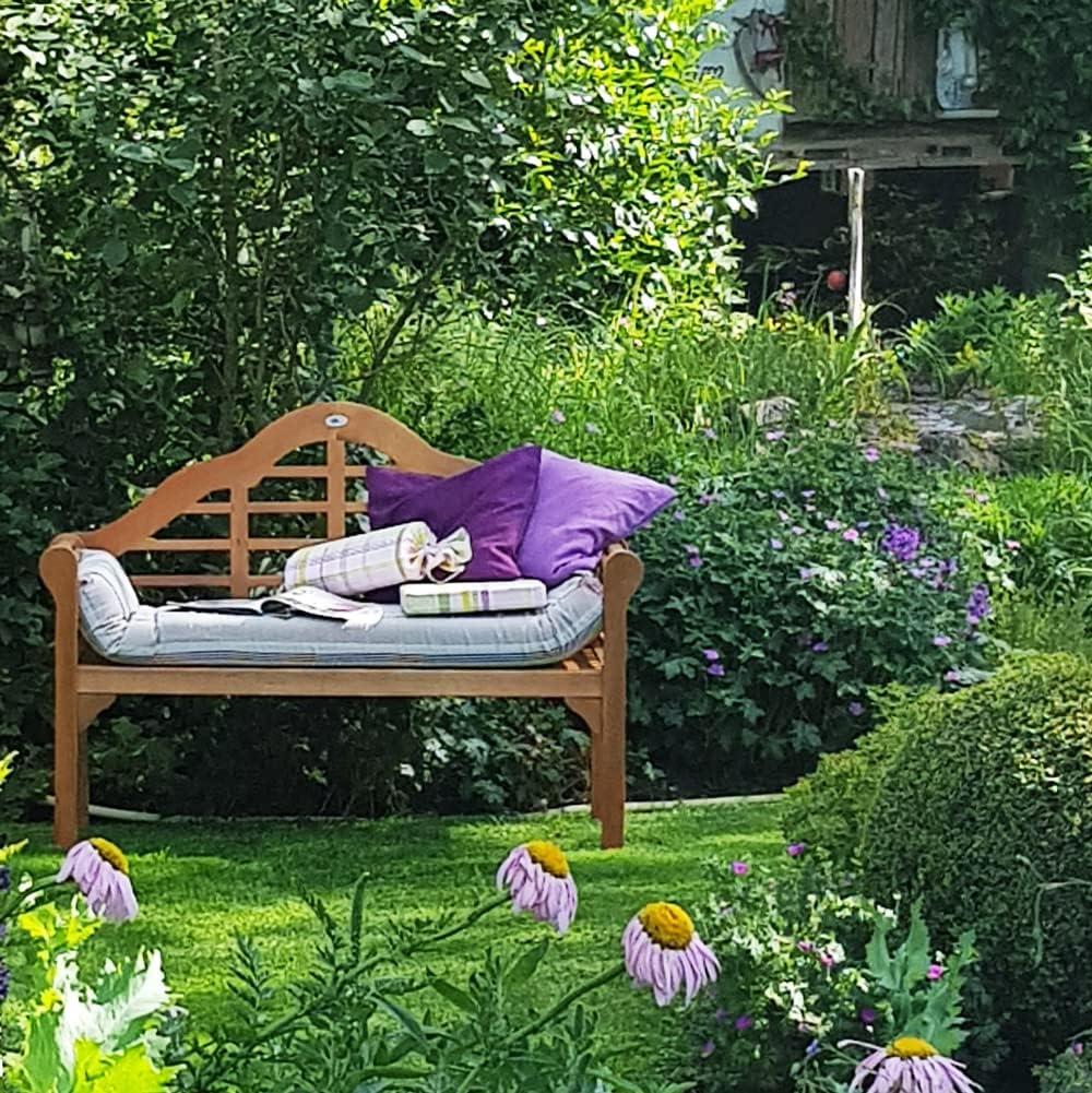 Casaria® Gartenbank Wetterfest Holz FSC®-Zertifiziert 320kg Belastbar 2-Sitzer Armlehne Rückenlehne 135x52cm Garten Balkon Holzbank Eukalyptus Braun