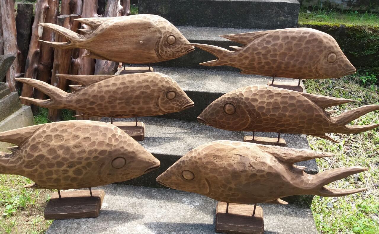 Fisch 'Marielle' auf Sockel, B 85 cm, H 37 cm, L 15 cm von fischer's lagerhaus