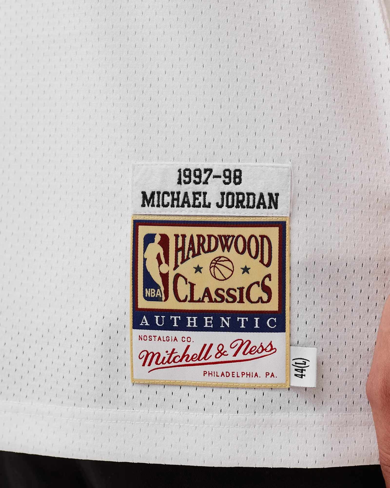 Mitchell & Ness NBA Authentic Jersey Chicago Bulls Home 1997-98 Michael Jordan #23