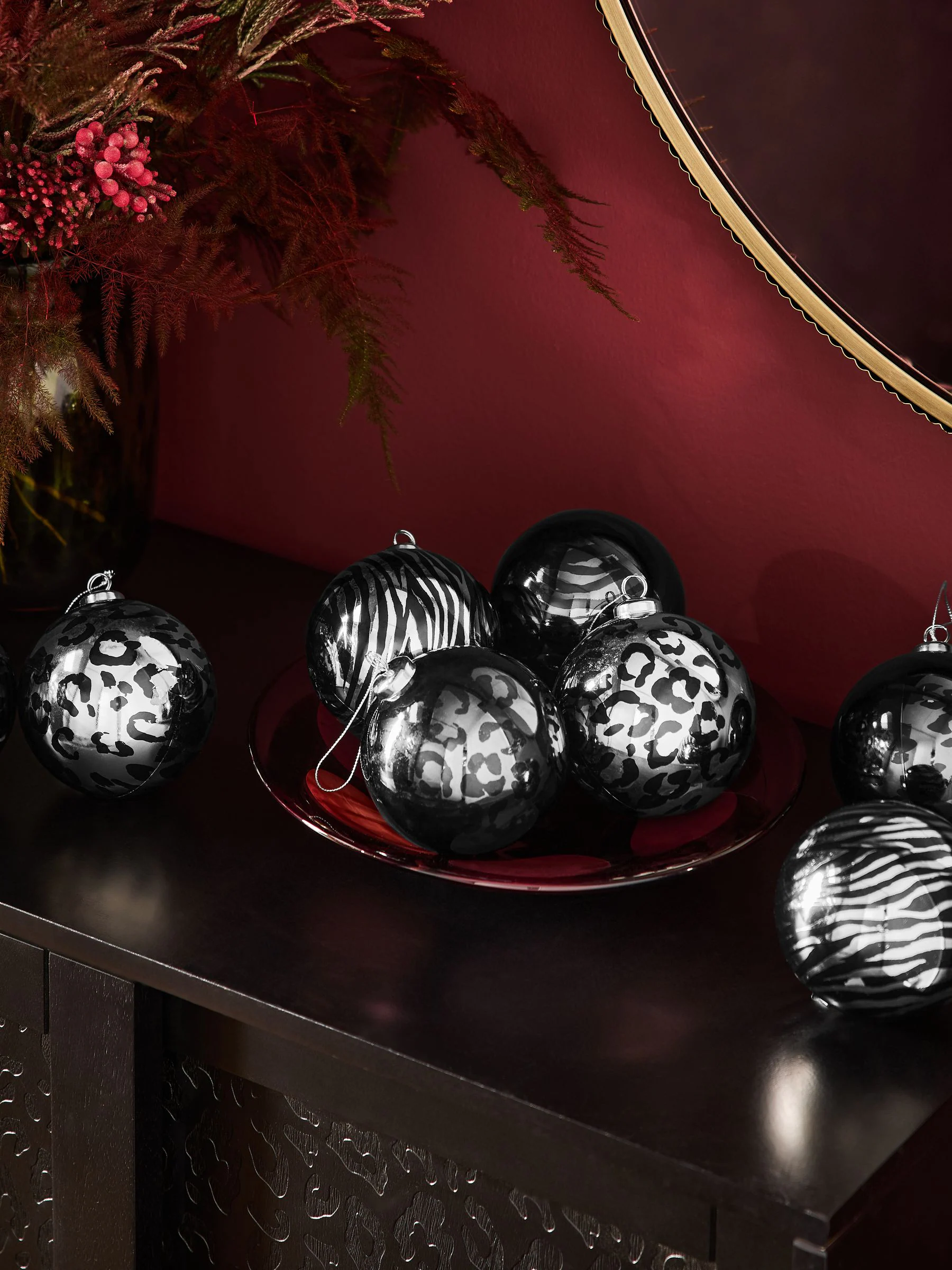 Set van 8 onbreekbare kerstballen