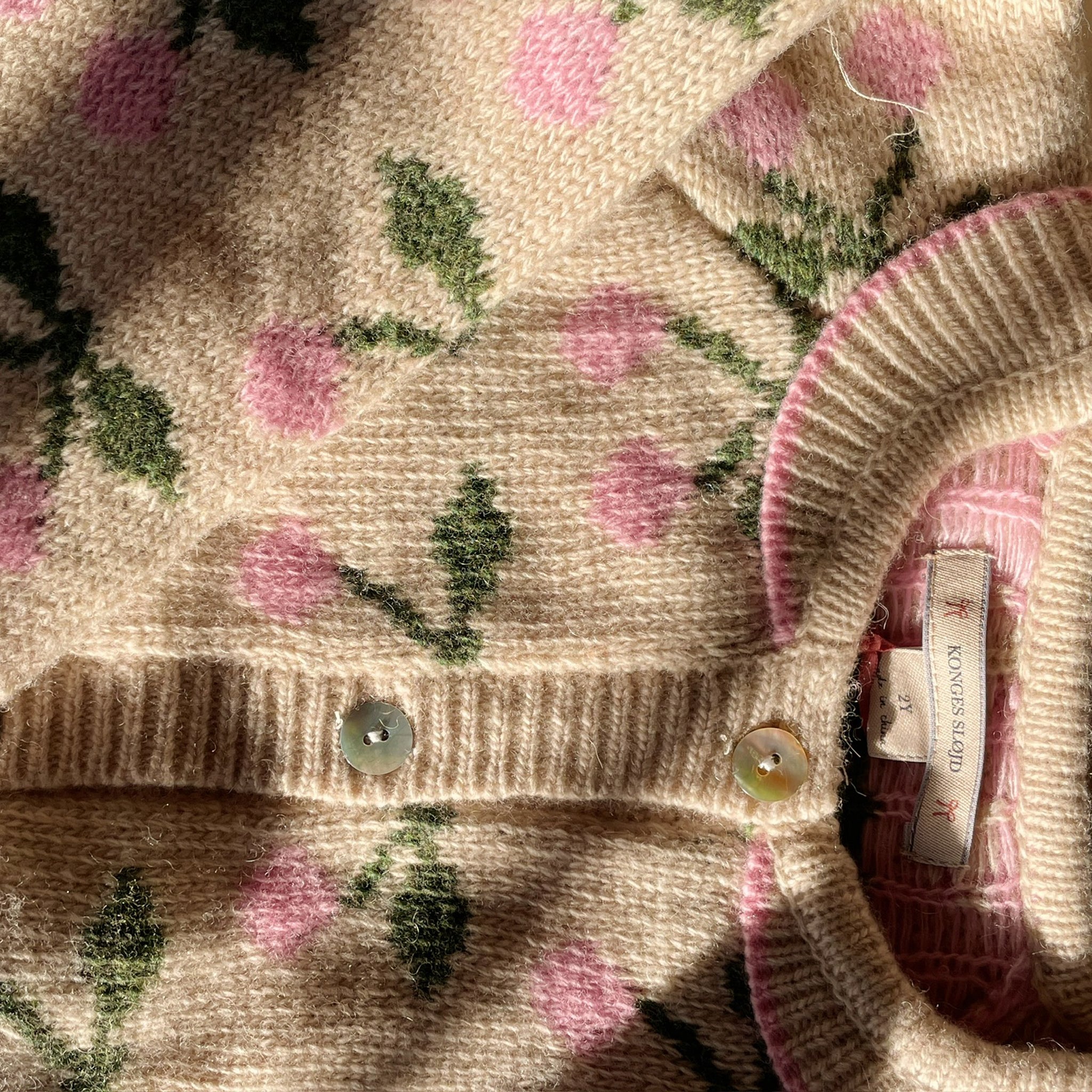 Strickjacke Belou Cherry