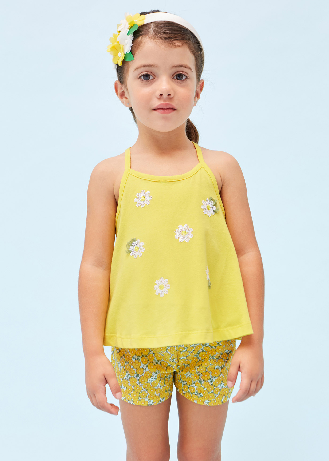Conjunto de duas peças com apliques de algodão para meninas