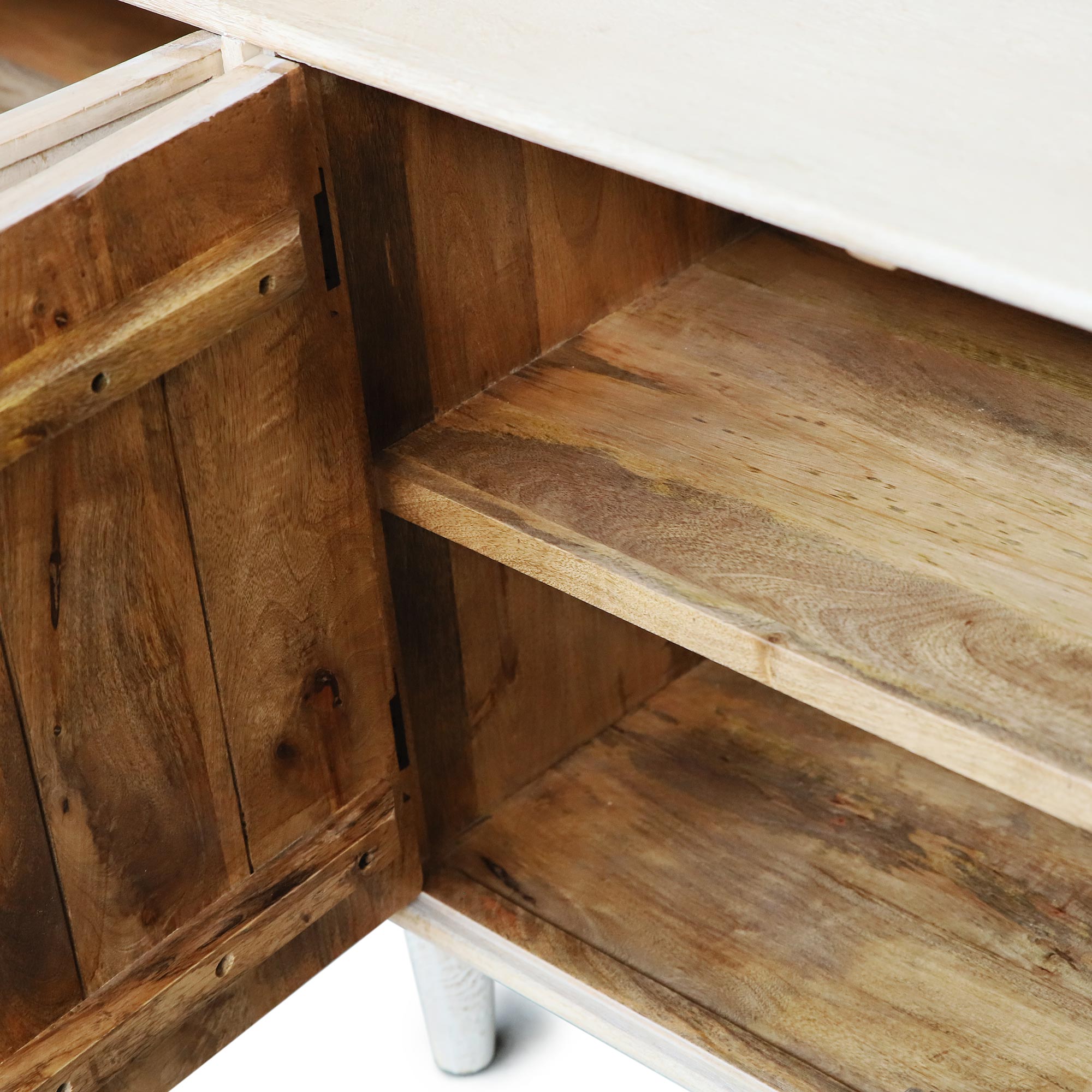 Sideboard 'Fradette' mit 4 Türen, whitewashed, B 150 cm, H 70 cm, L 40 cm von fischer's lagerhaus