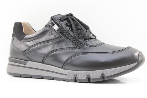 Caprice Sneaker