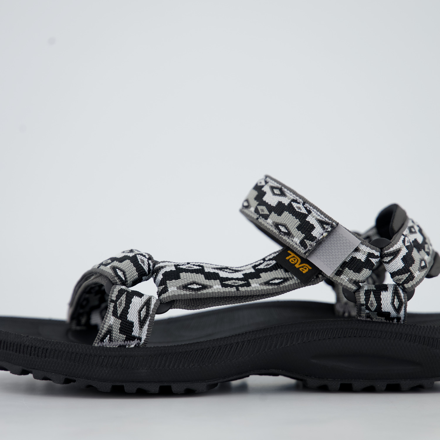 Teva Winsted Womens