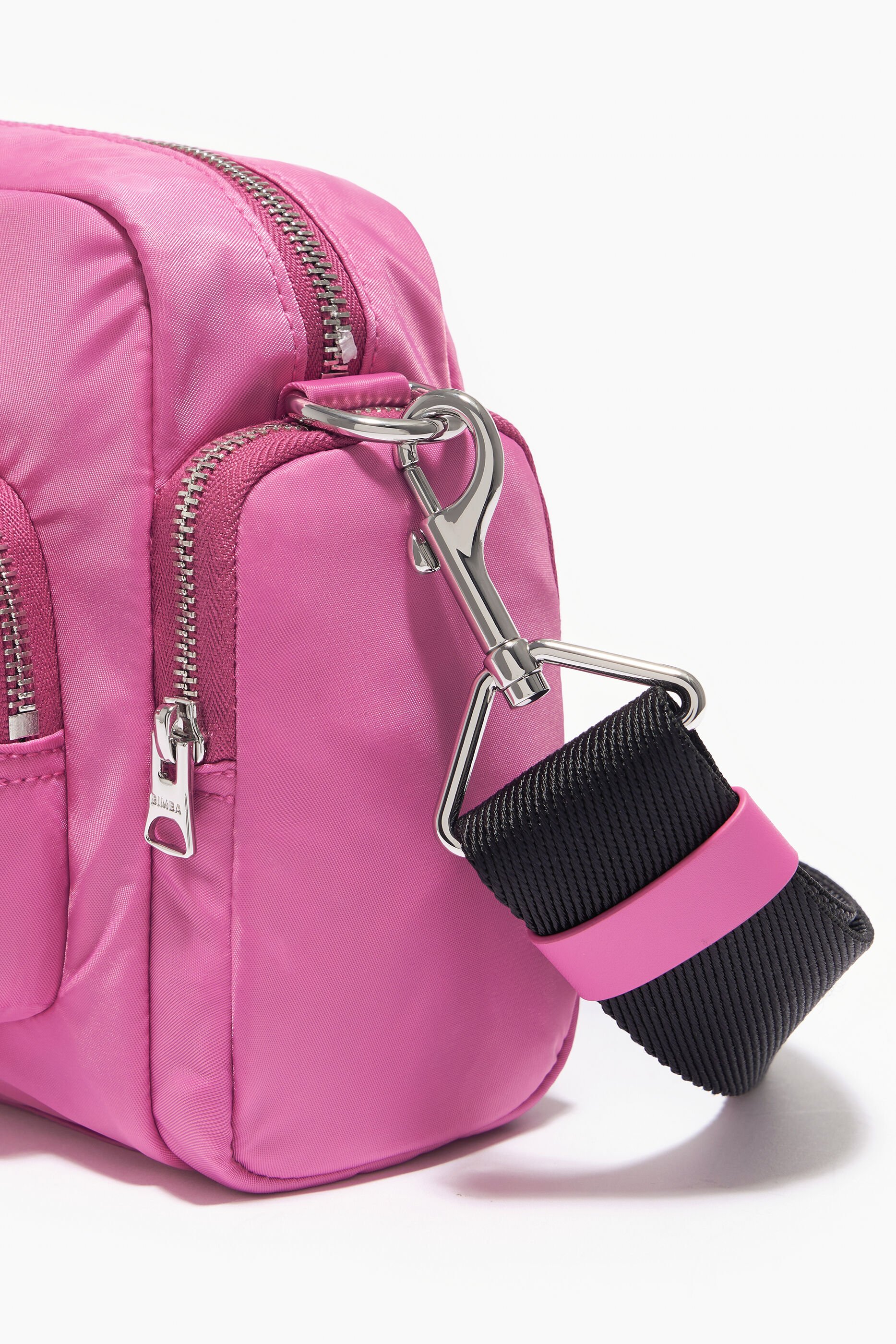 Bolsa de ombro M em nylon rosa