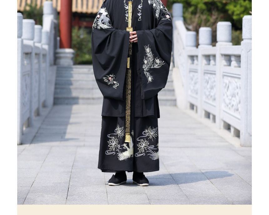 Pinocle - Geborduurd Hanfu-kostuum / Gewaad / Set