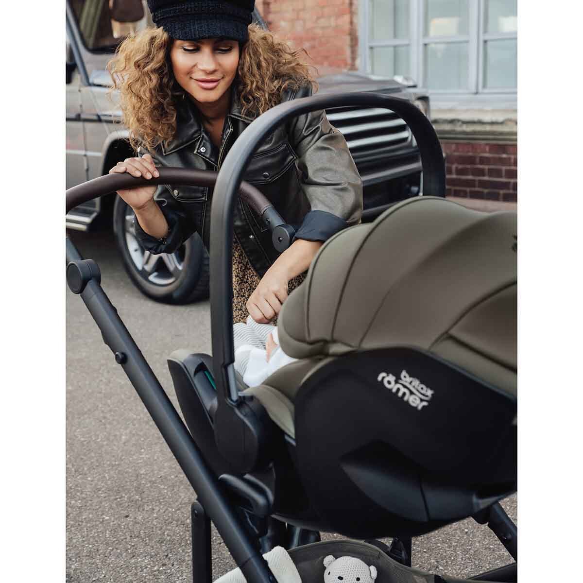 Britax Römer Britax Römer Babyschale Baby-Safe Pro Kollektion 2024
