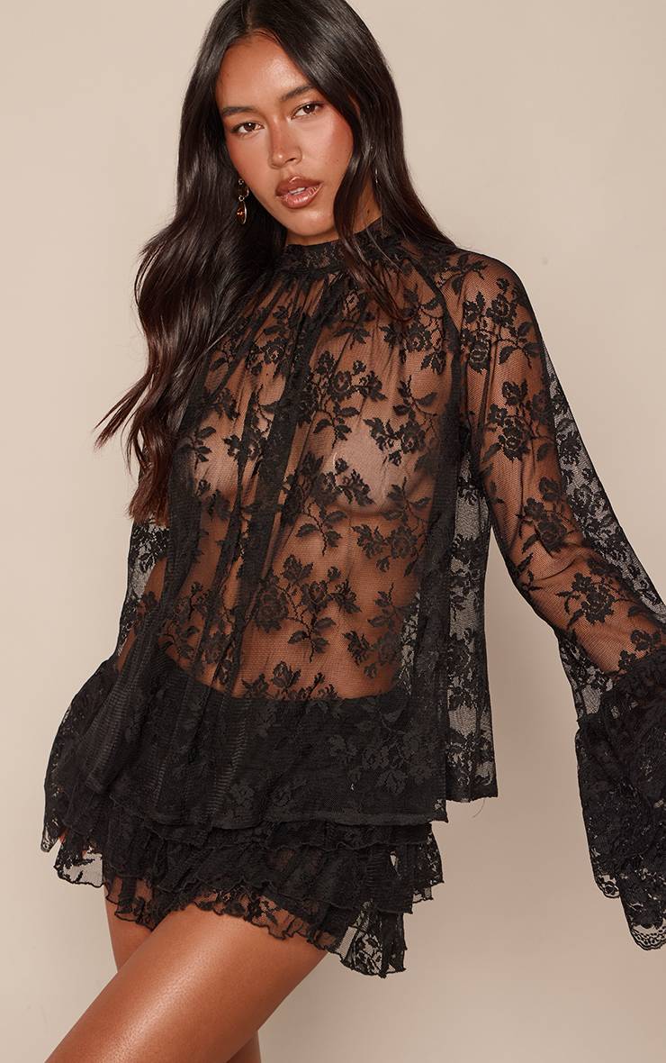 Noir Ensemble Coordonné Jupe-short À Volants En Dentelle