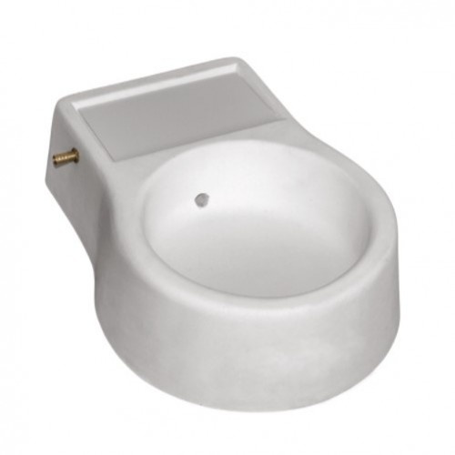 Bebedouro automático para cães em concreto, branco