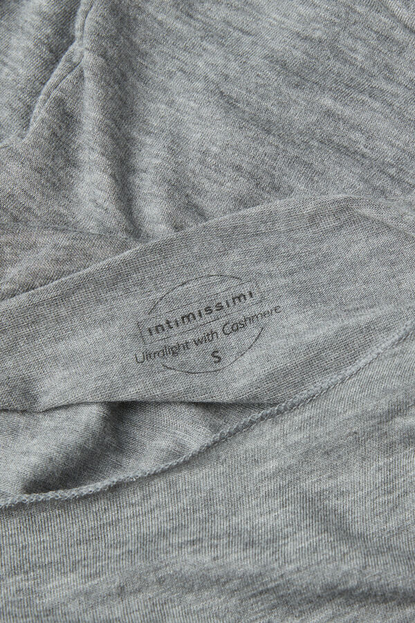 Camiseta de manga comprida ultraleve com decote canoa em cashmere modal