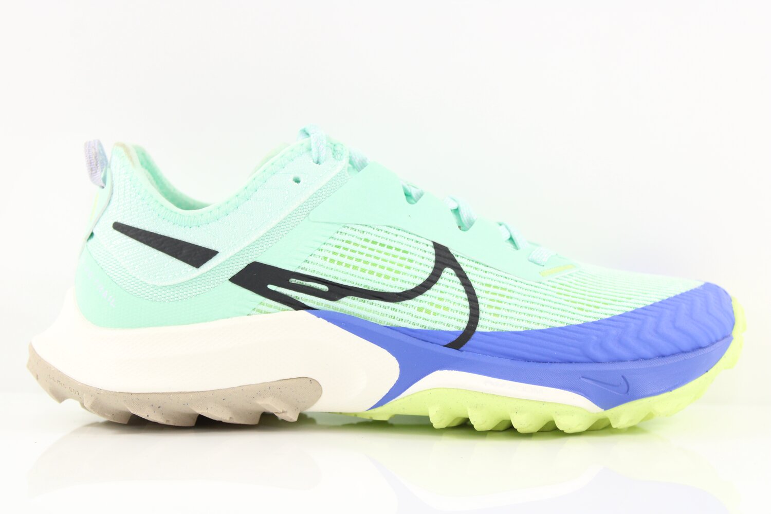 Nike Air Zoom Terra Kiger 8
