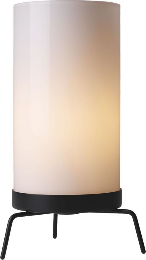 Fritz Hansen PM-02 Table Lamp Opal/black
