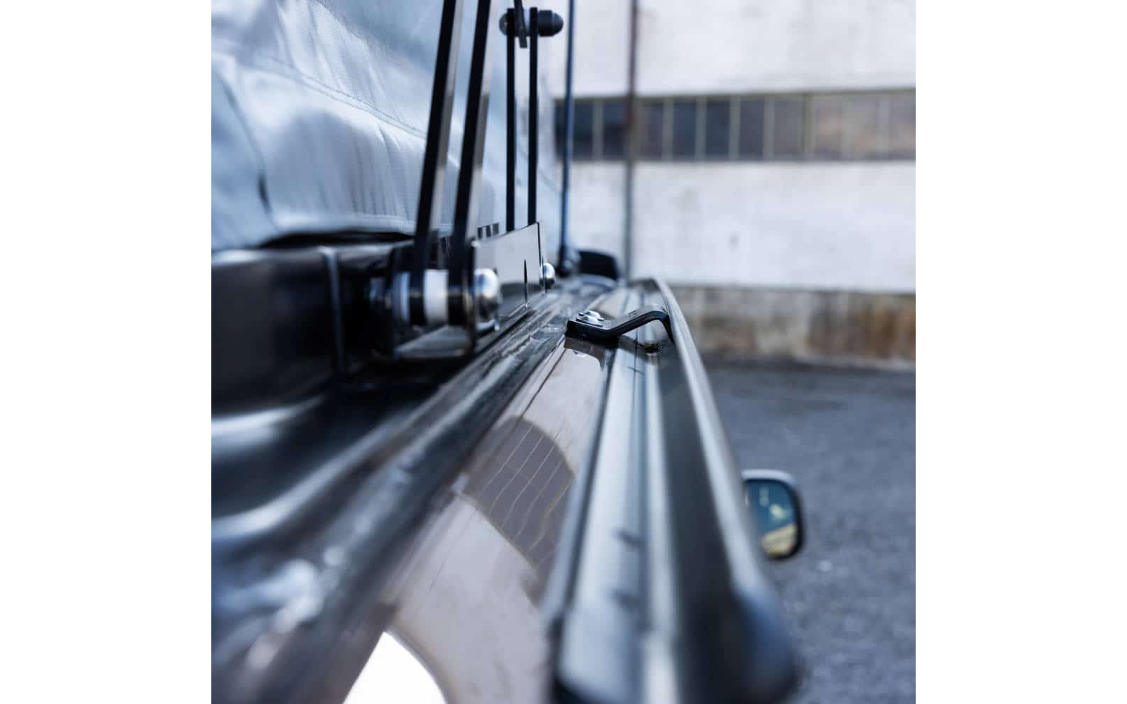 easygoinc. Markisenadapter Fiamma F35pro für Stellantis Vans mit Reimo Multirail abnehmbar