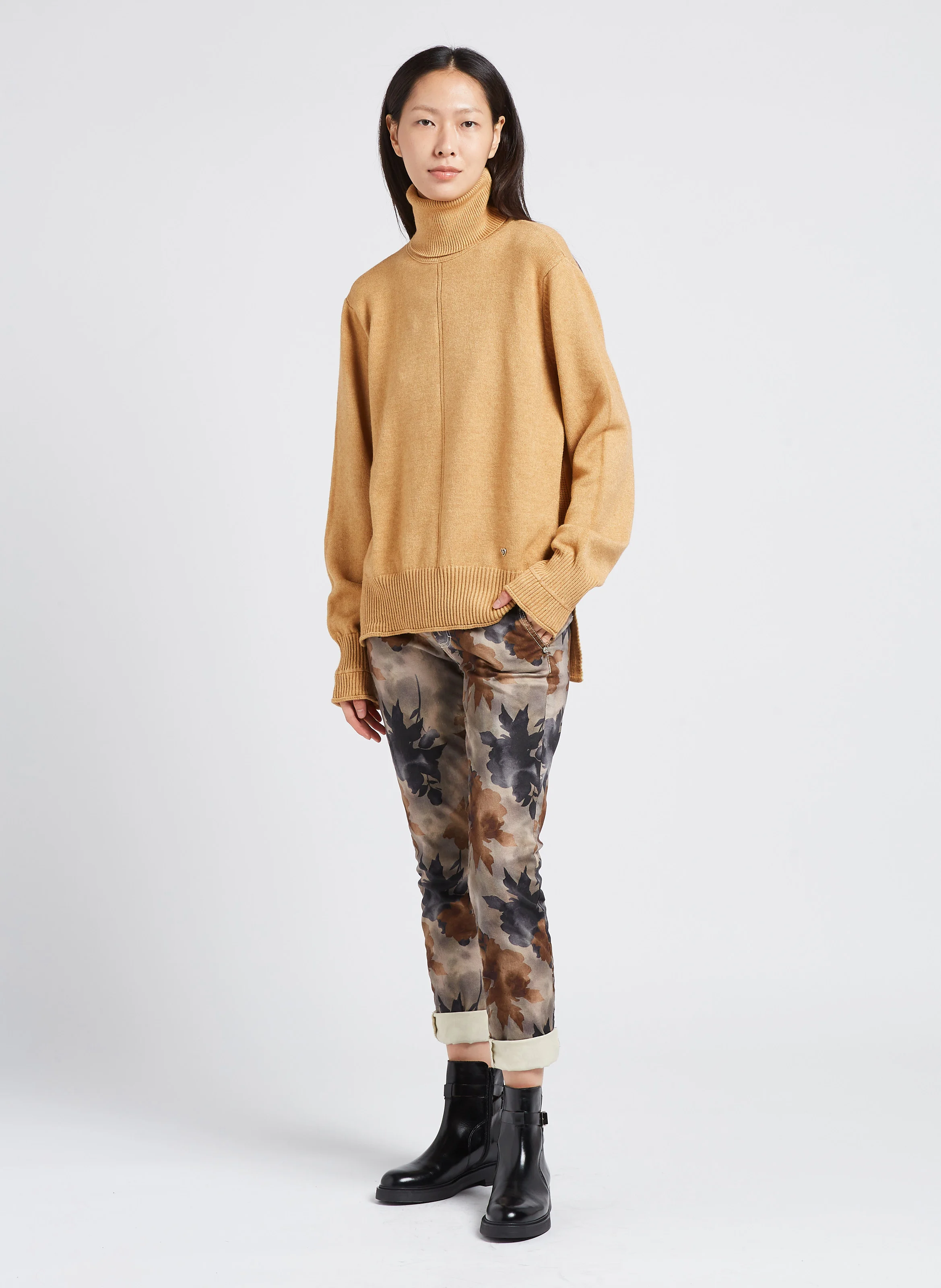 Pull col roulé droit en maille | Marron