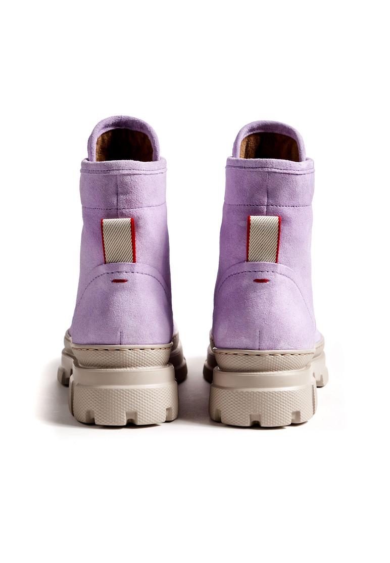 STIEFELETTE Lila