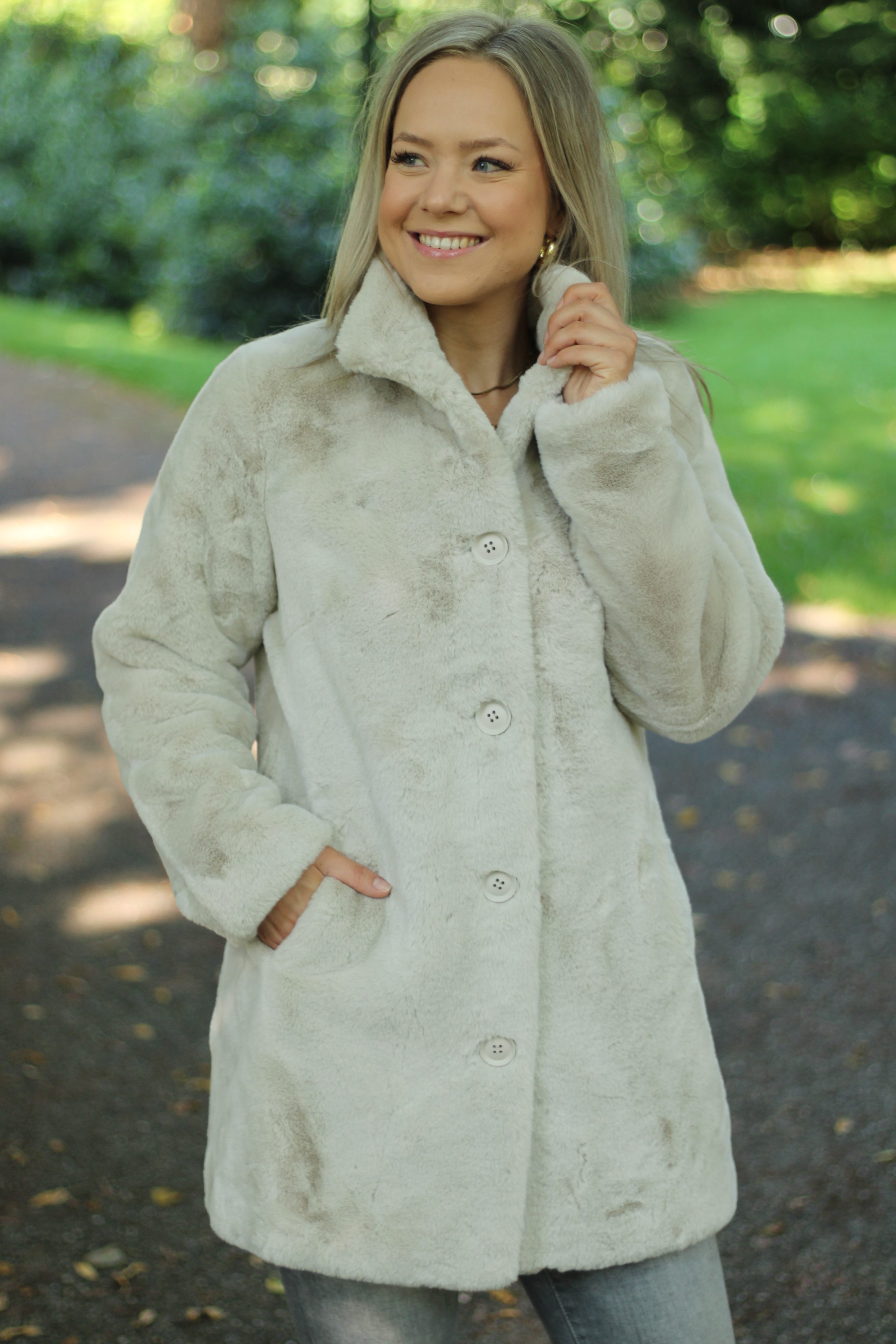 Rino & Pelle - Nonna Single Breasted Fake Fur Coat - Birch