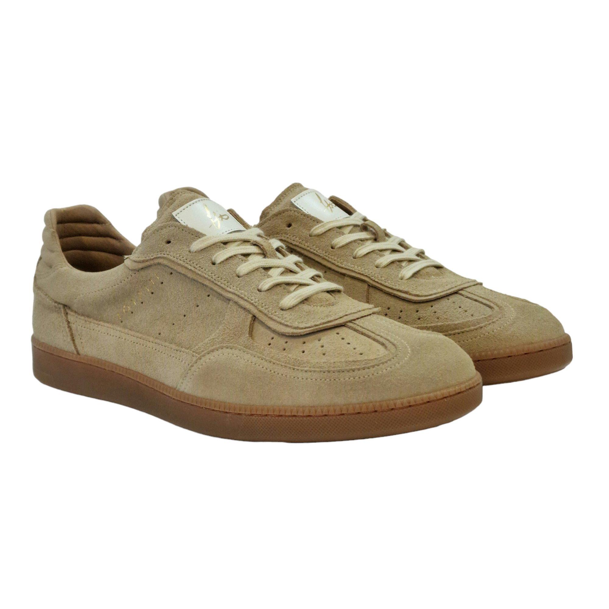 Loyalti Kyle Low Trainers Mens