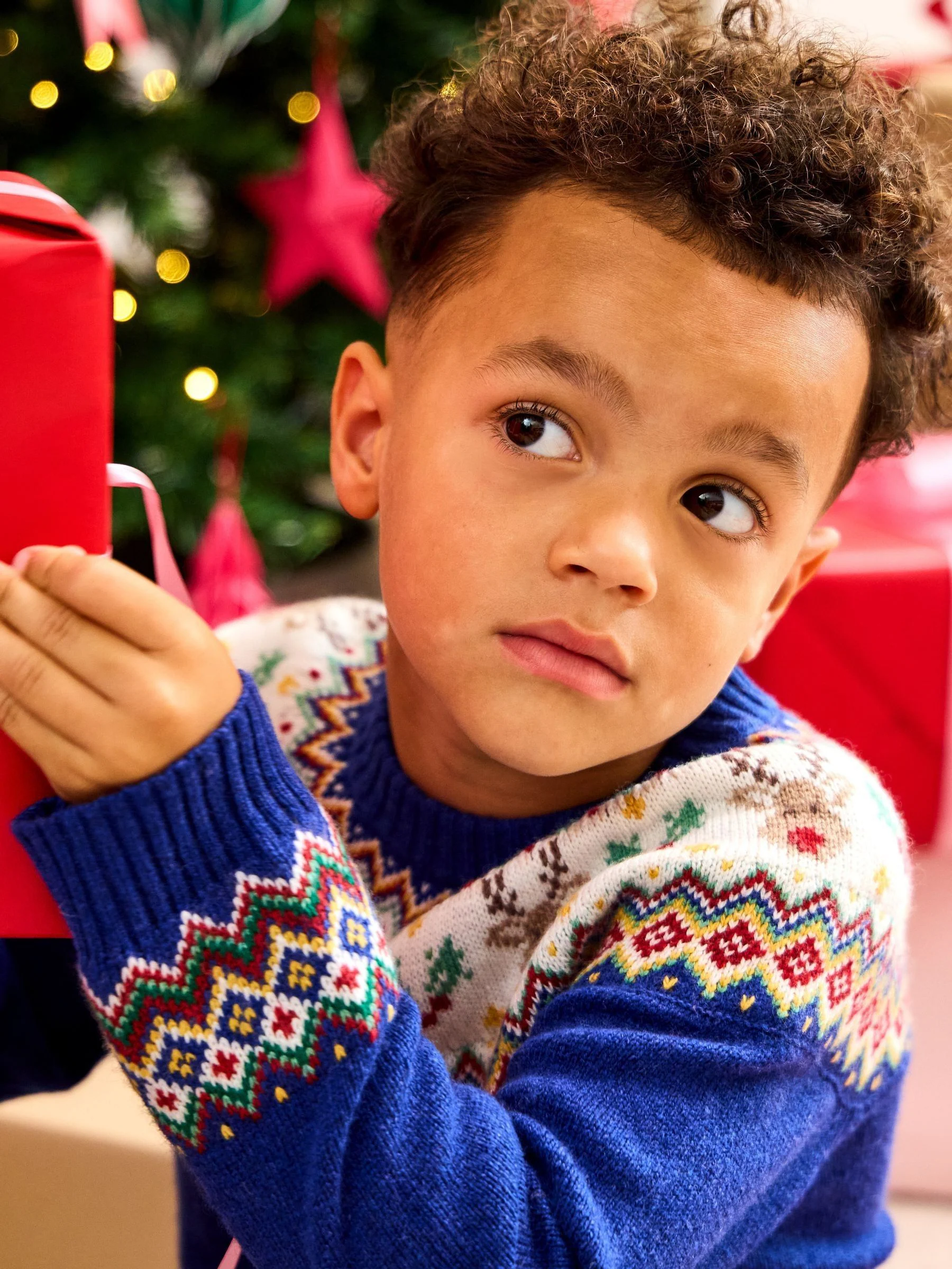 Jojo Maman Bébé kersttrui met fairislepatroon