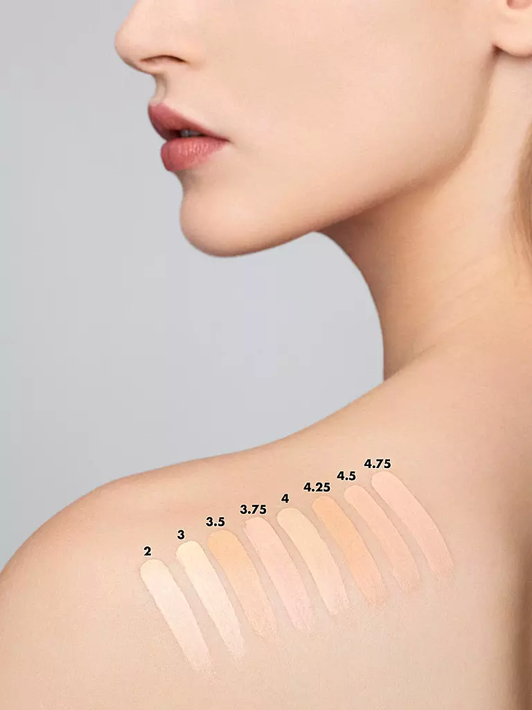 GIORGIO ARMANI COSMETICS Luminous Silk Foundation (3,5) camel