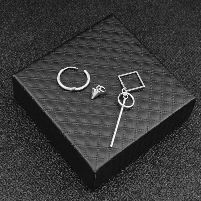 Juanitro - Geometrische oorbel / clip-on oorbel