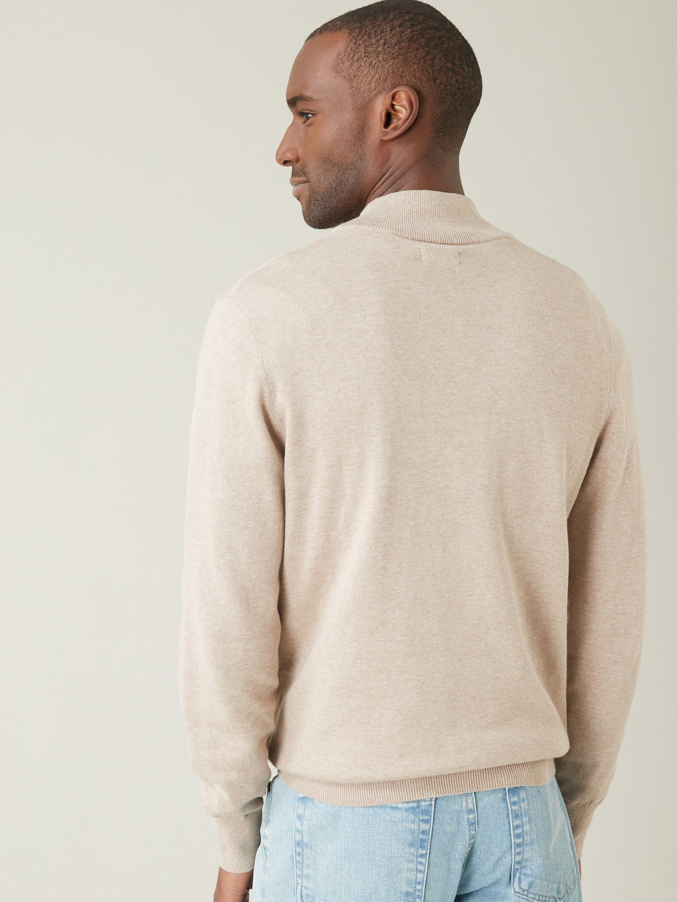 Pull homme col montant zippé