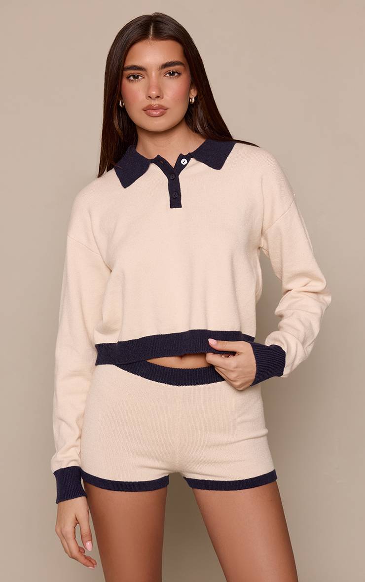Crème Short Mini En Maille À Taille Contrastée