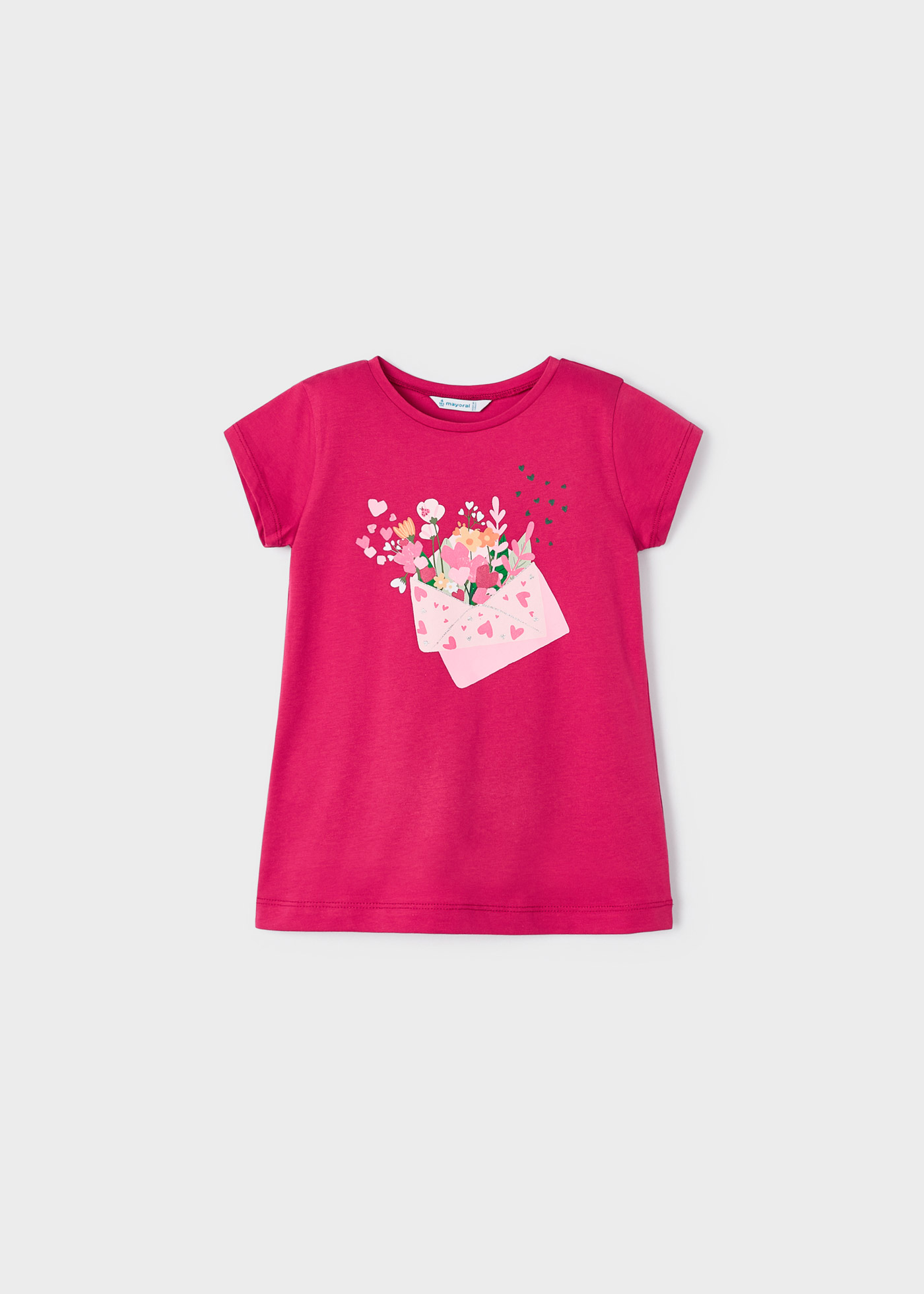 Camiseta feminina com estampa sustentável em algodão.