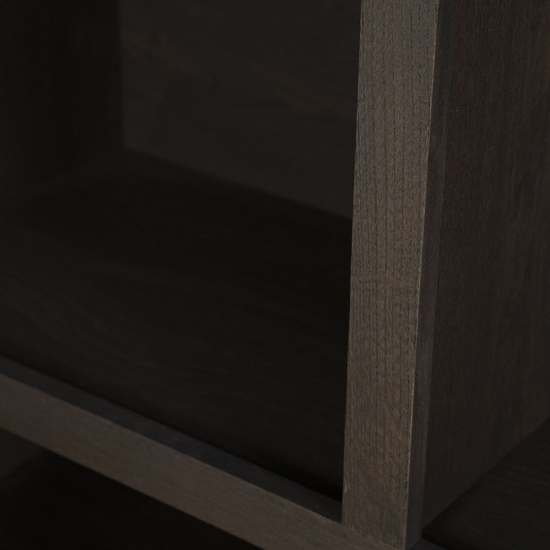 Eleonora Helsinki Bruin Kabinet