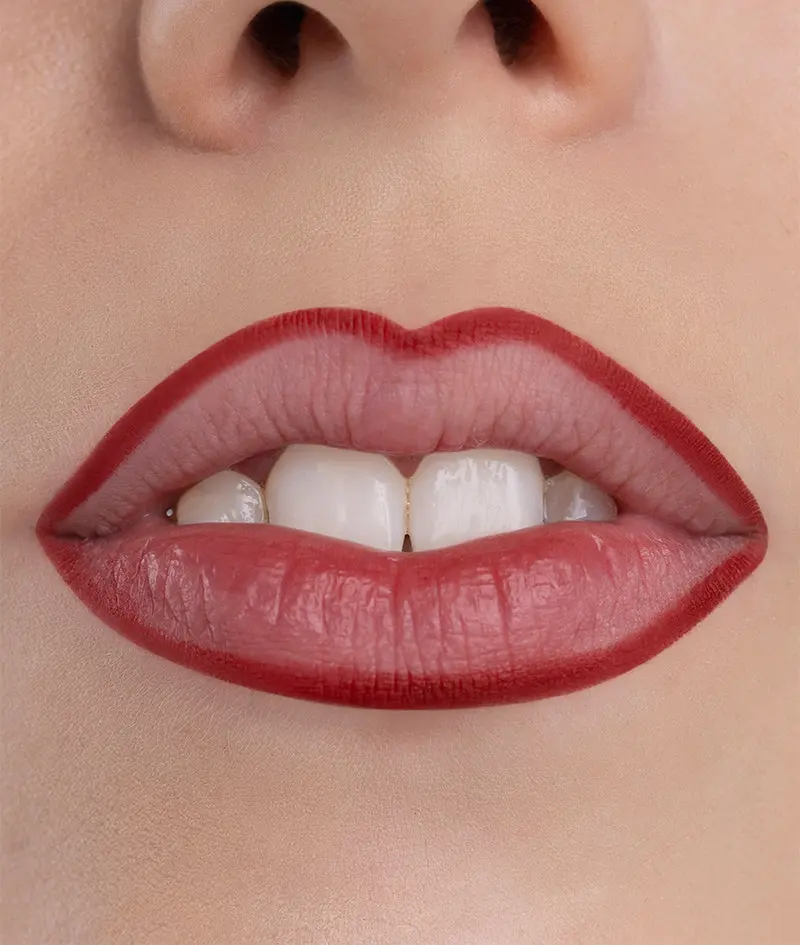 Fashionably Late Lip Liner