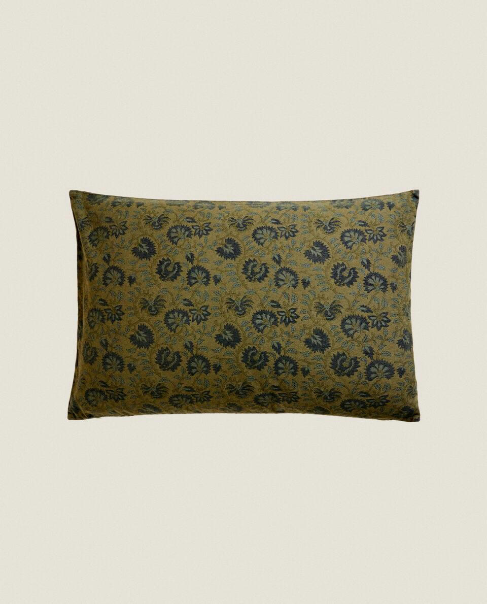 CAPA DE ALMOFADA COM ESTAMPA FLORAL