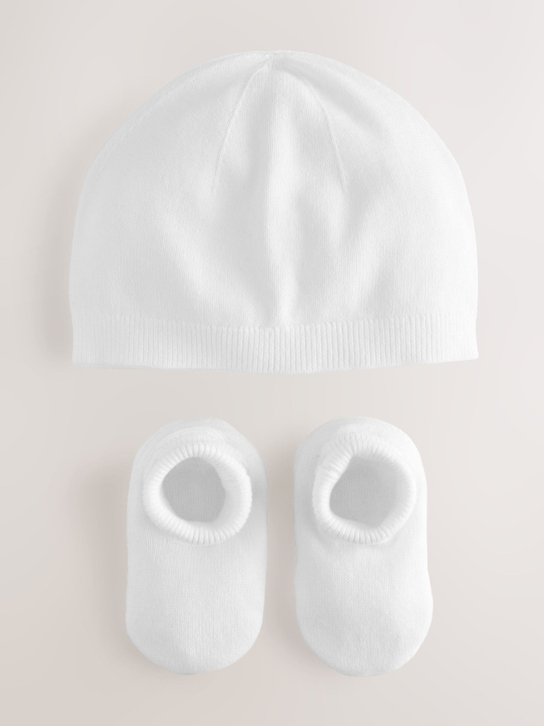 Wit - Gebreide Baby muts en laarsjes Set (0-9maanden)