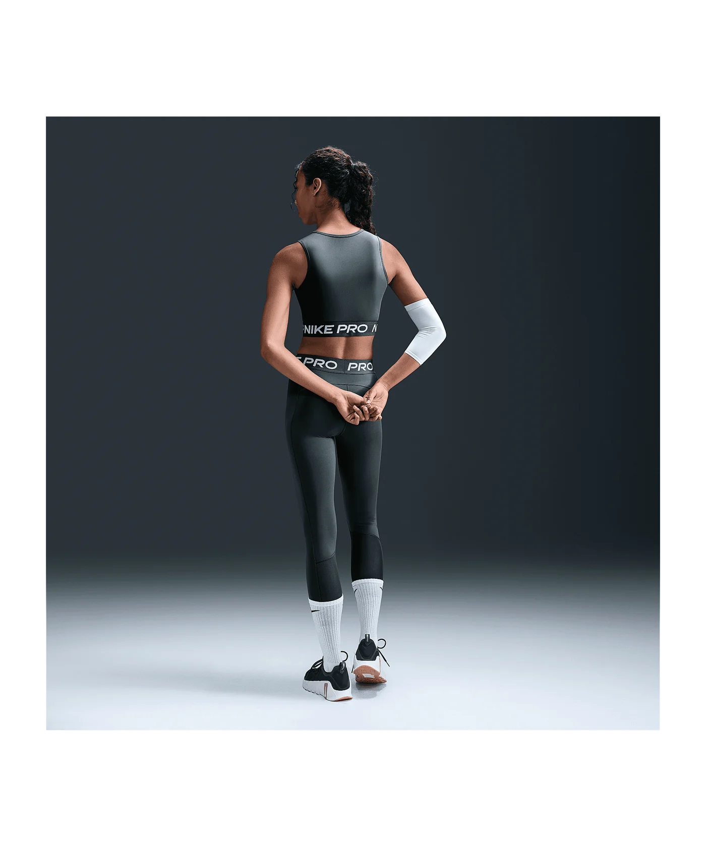 Nike Pro 365 Crop Tanktop Damen Grün F338
