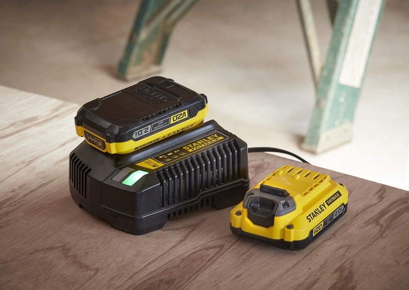 Stanley - SFMCD721D2K Accu Klop-/Schroefboormachine - 18V - Brushless - Inclusief Koffer
