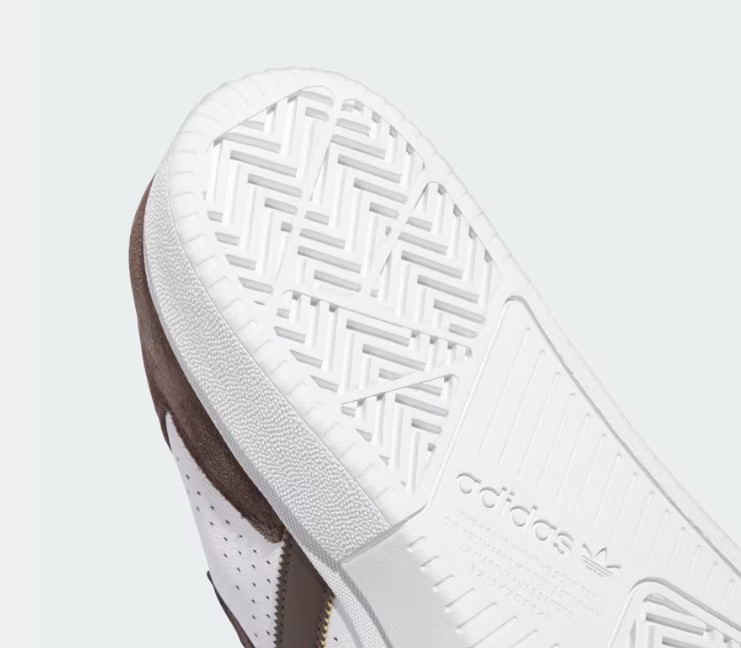 Adidas Skateboarding Tyshawn Low Brown Cloud White Gold Metallic 7.5 US / 40.5 EU