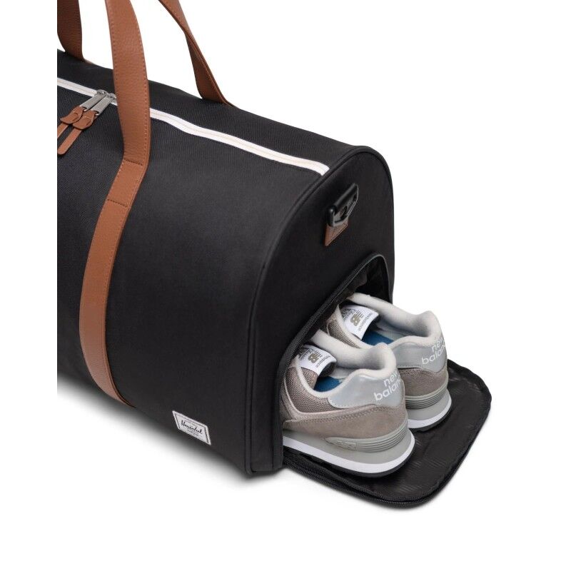 Novel Duffle - Duffel