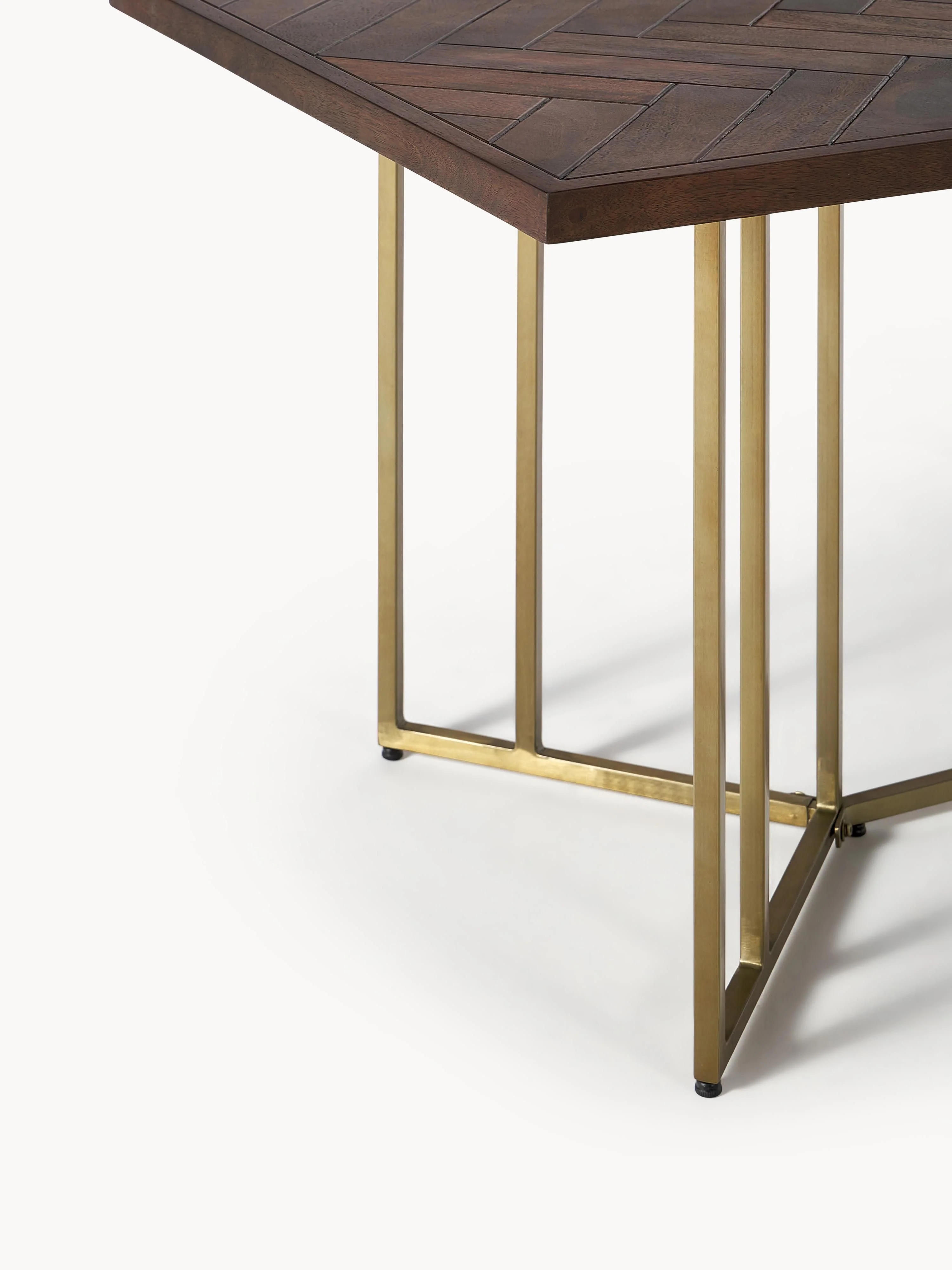 Eettafel Luca van mangohout met visgraat-patroon, in verschillende formaten