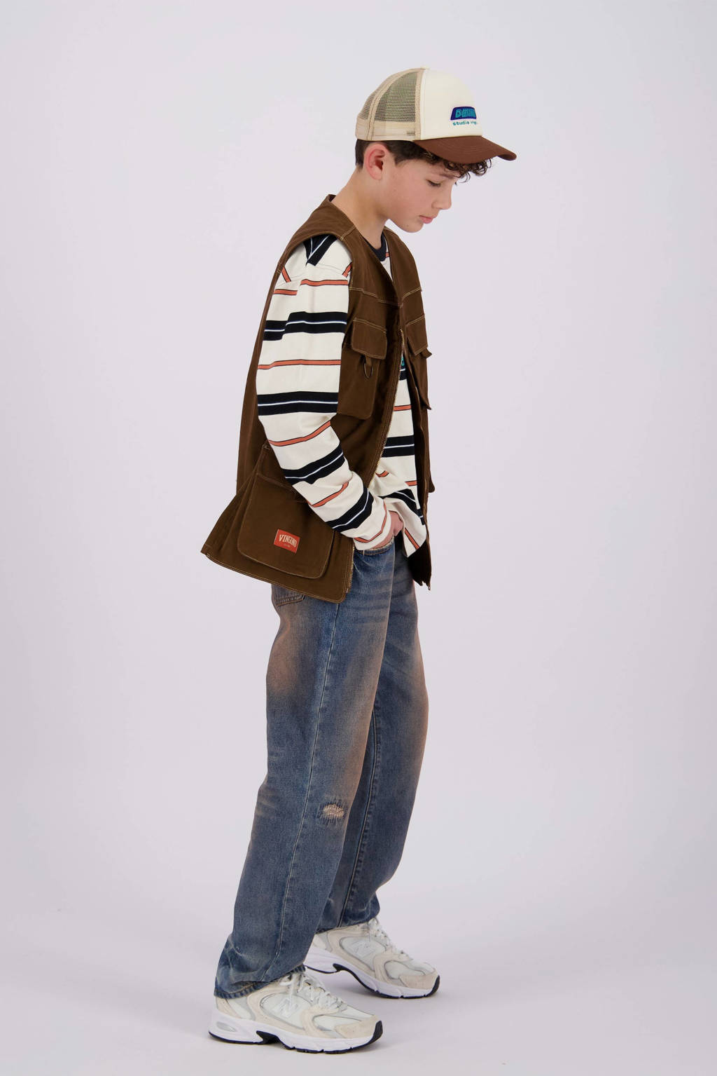 Vingino gestreepte longsleeve Jaci ecru/zwart/bruin