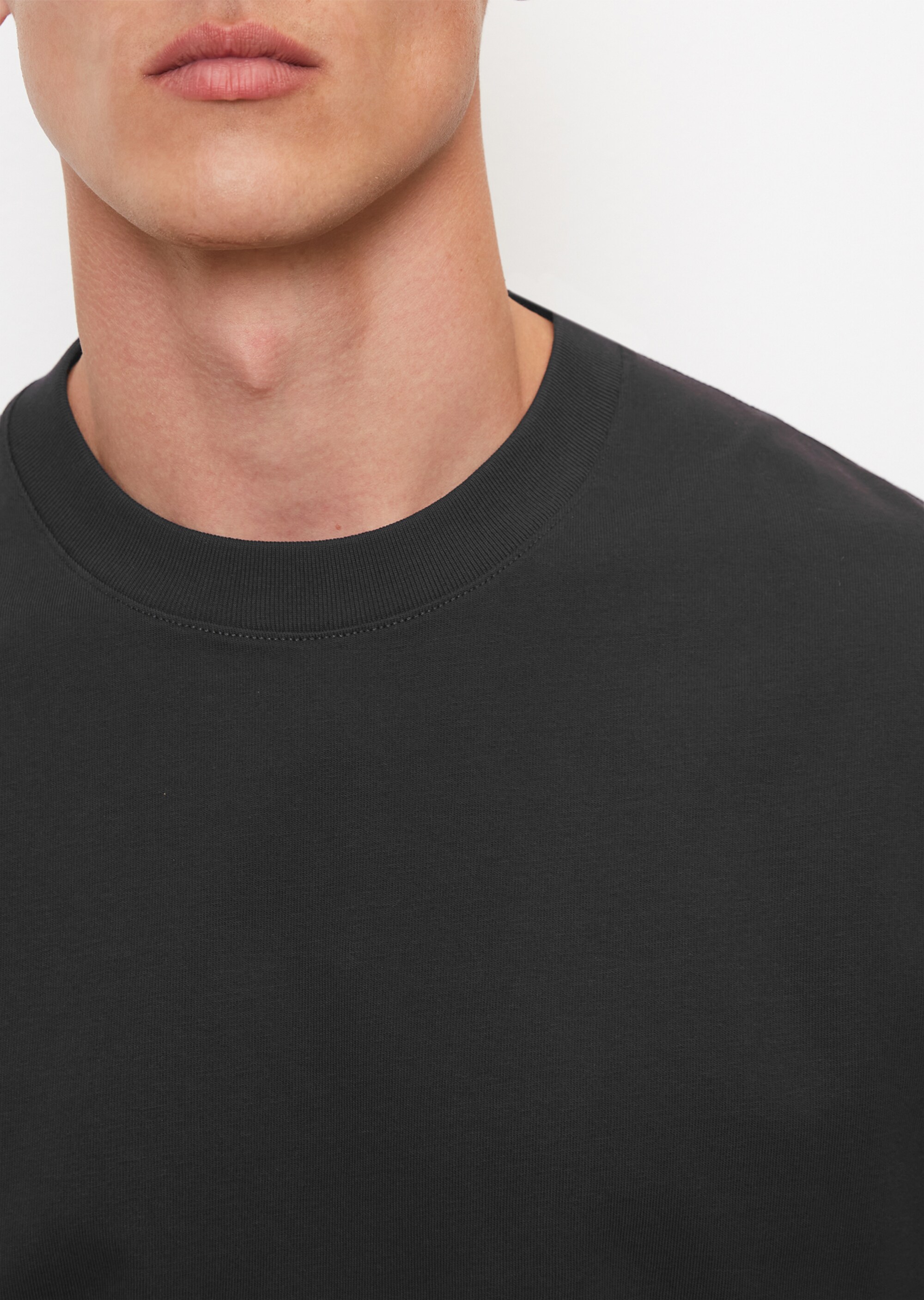 Rundhals-T-Shirt relaxed aus schwerem Heavy-Jersey